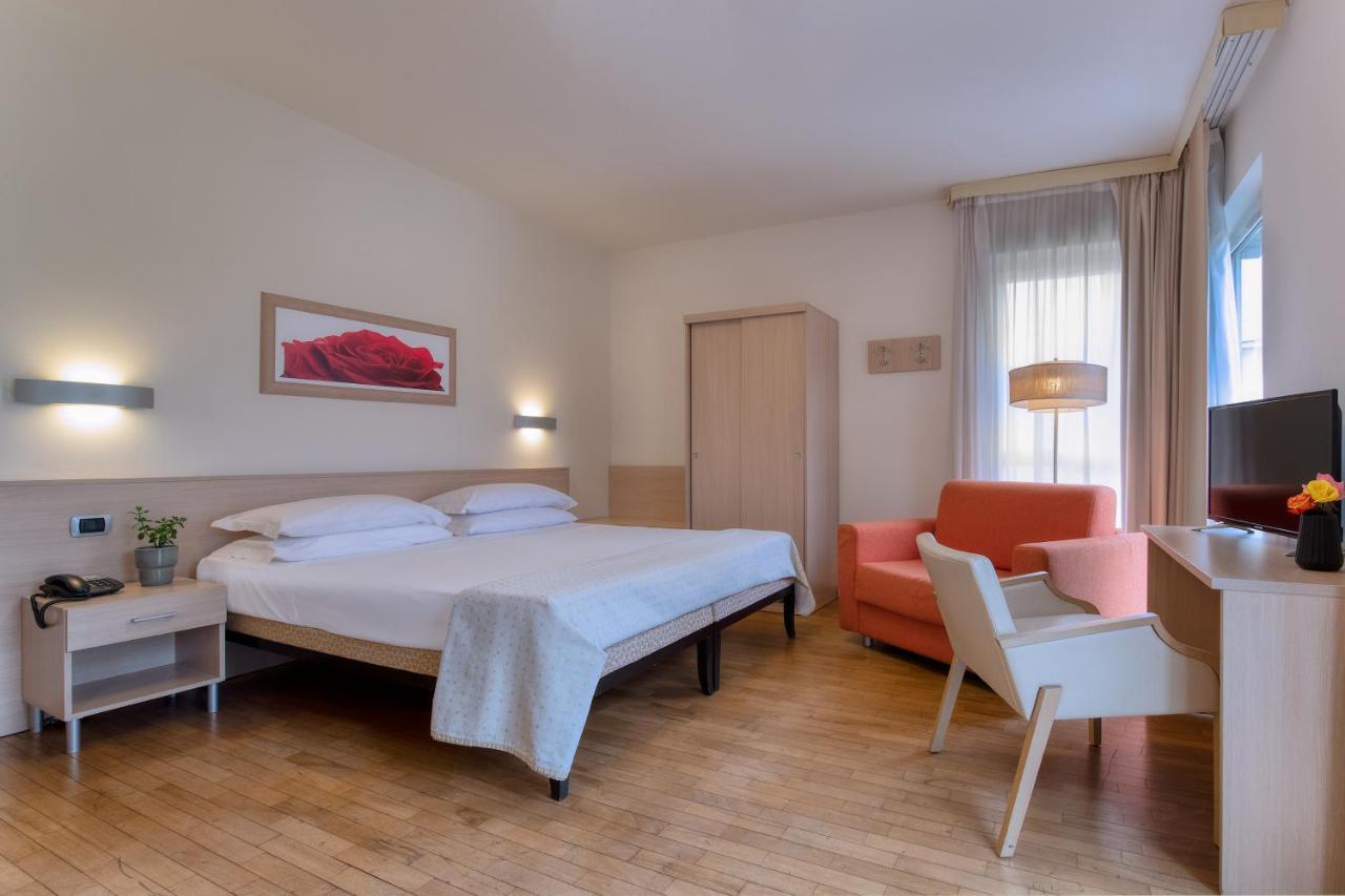 Park Hotel Mondovì Kültér fotó