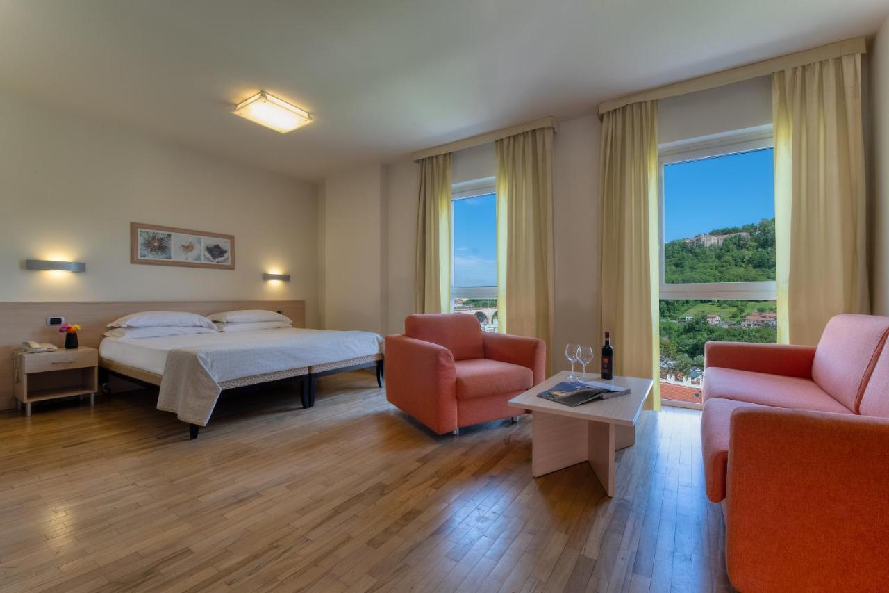 Park Hotel Mondovì Kültér fotó