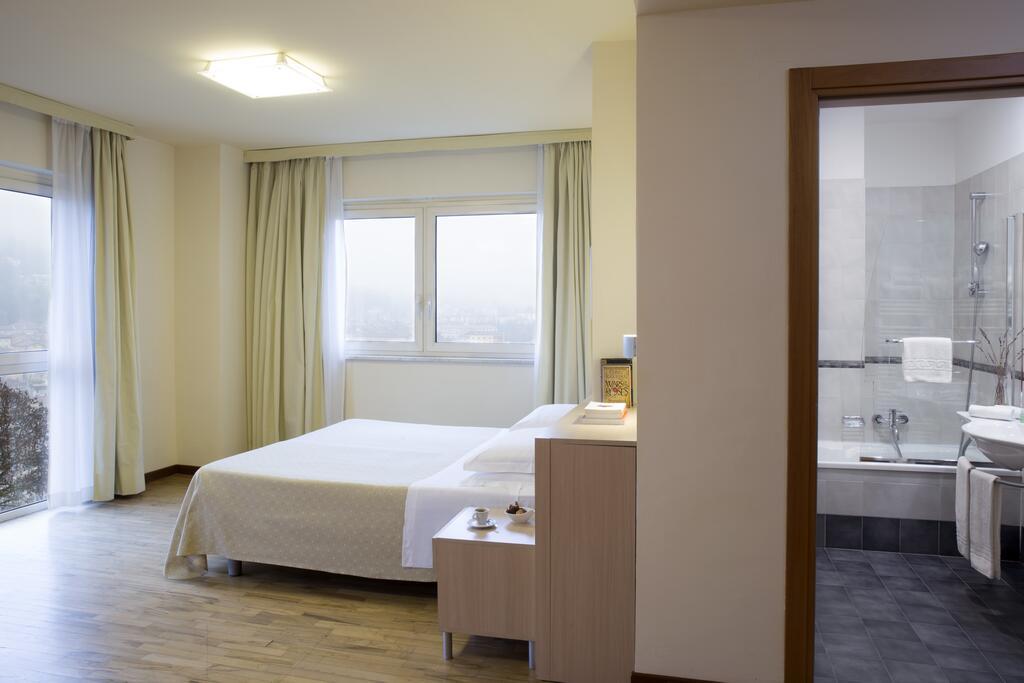 Park Hotel Mondovì Kültér fotó